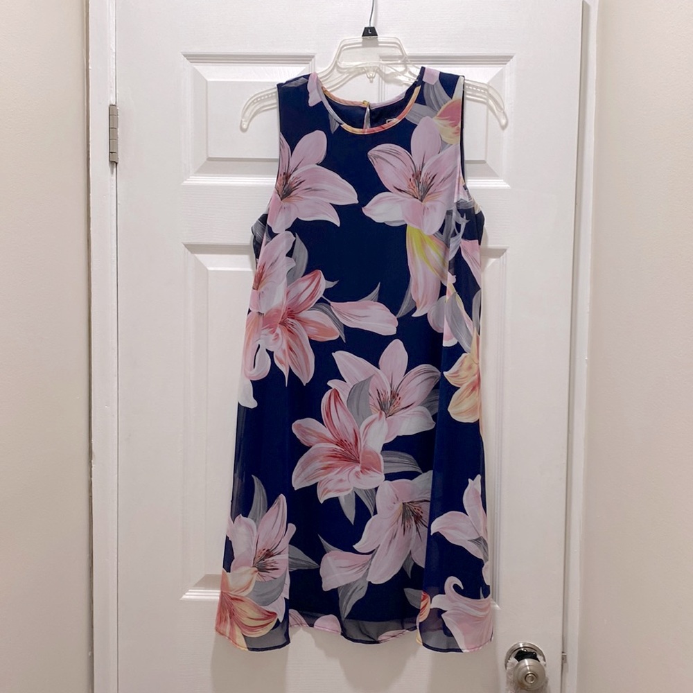 Floral sleeveless dress